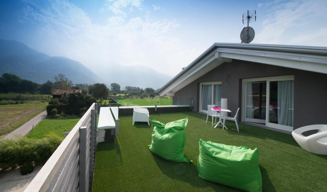 Art B&B Design Costa Volpino Exterior foto